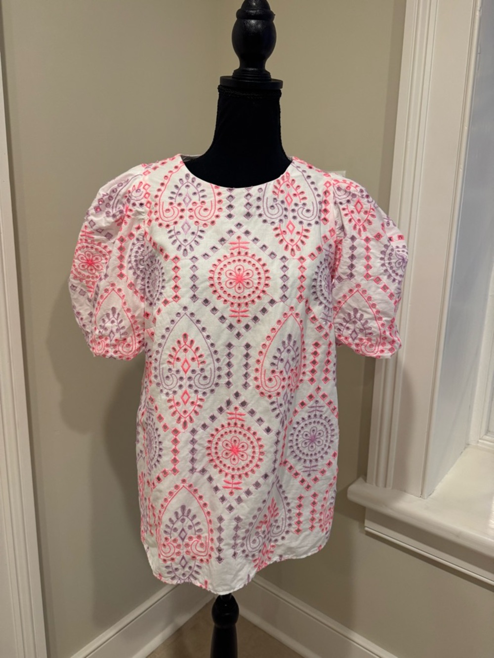 Lilly Pulitzer White Puff-Sleeve Top with Pink and Lavender Medallion Print